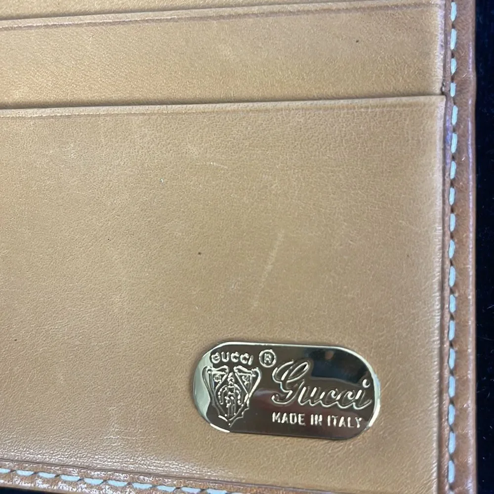 Gucci Vintage Tan Logo With Kiss Lock Wallet